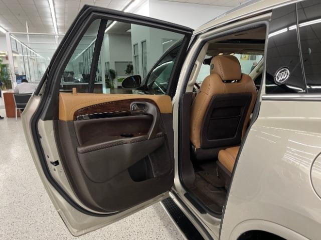 Buick Enclave AWD 4dr Premium 2016