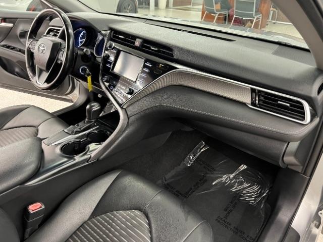 Toyota Camry XLE Auto (Natl) 2018