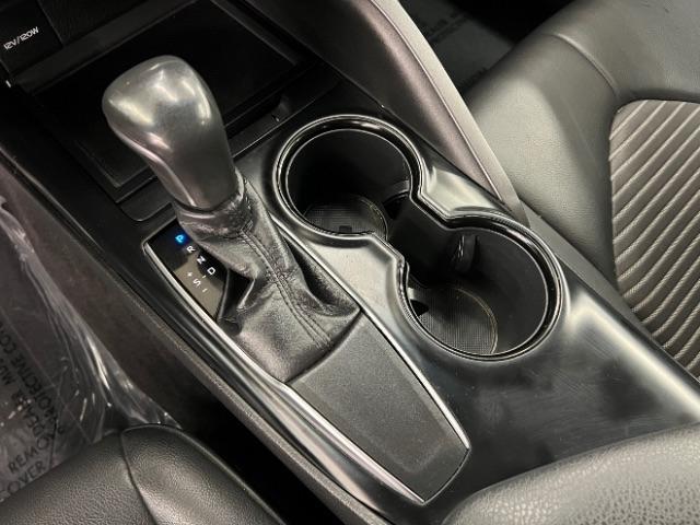 Toyota Camry XLE Auto (Natl) 2018