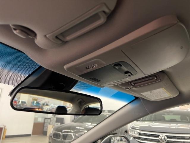 Toyota Camry XLE Auto (Natl) 2018