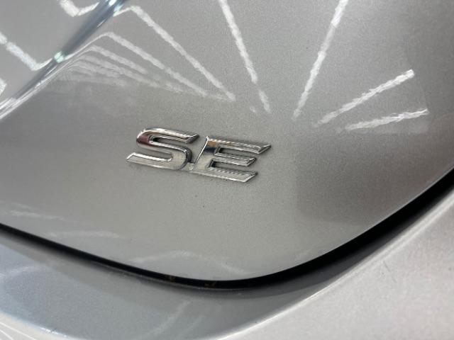 Toyota Camry XLE Auto (Natl) 2018