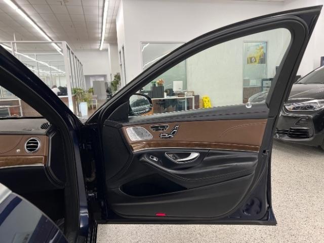 Mercedes-Benz S-Class S 550 4MATIC Sedan 2017