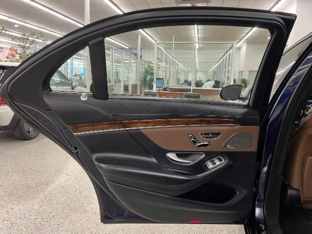 Mercedes-Benz S-Class S 550 4MATIC Sedan 2017