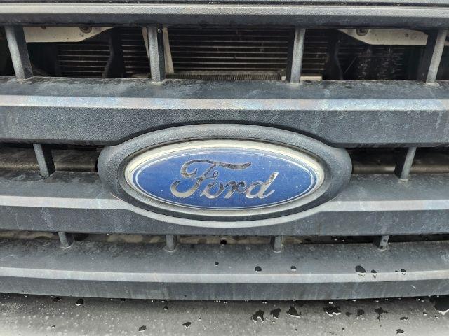 Ford Econoline Commercial Cutaway E-450 Super Duty 158" DRW 2012