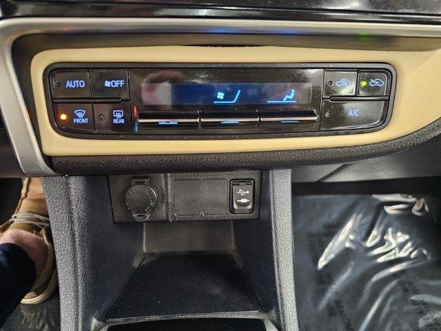 Toyota Corolla 50th Anniversary Special Edition CVT (Natl) 2017