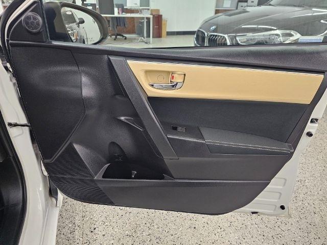 Toyota Corolla 50th Anniversary Special Edition CVT (Natl) 2017