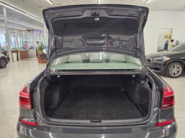 Volkswagen Passat 2.0T S Auto 2018