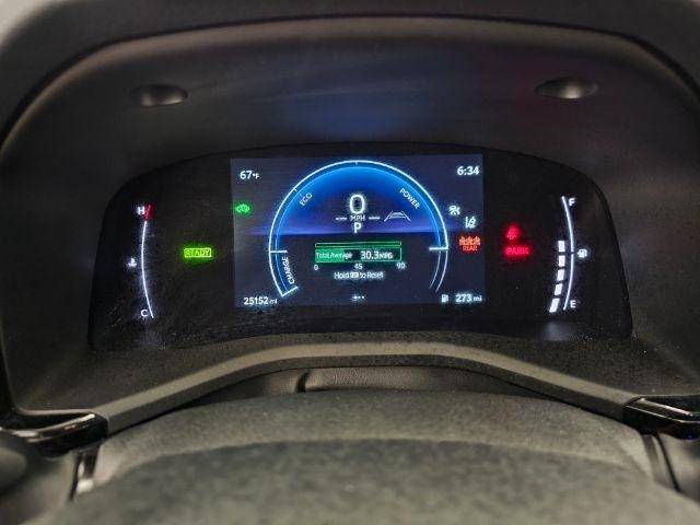 Toyota Camry XLE (Natl) 2025