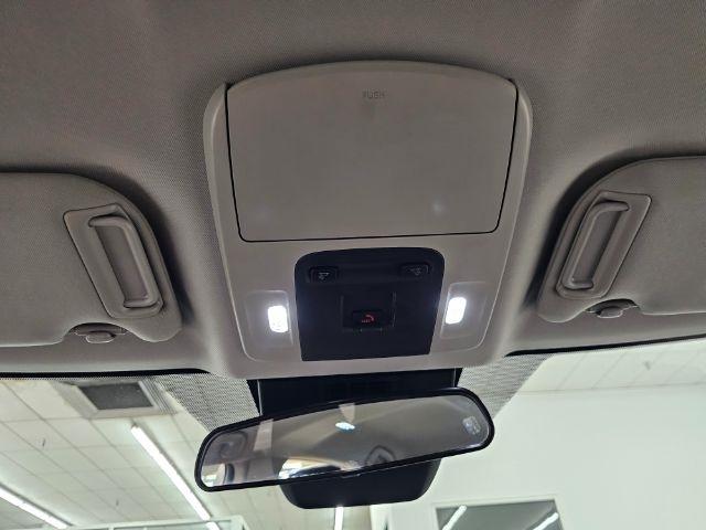 Toyota Camry XLE (Natl) 2025