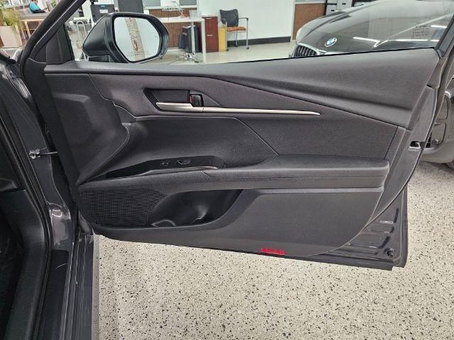 Toyota Camry XLE (Natl) 2025