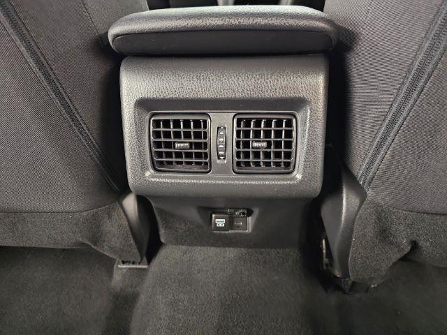 Toyota Camry XLE (Natl) 2025