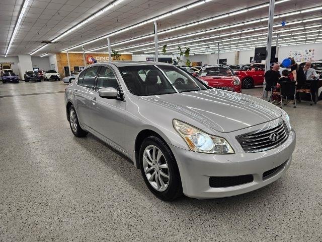 Infiniti G37 Sedan 4dr x AWD 2009