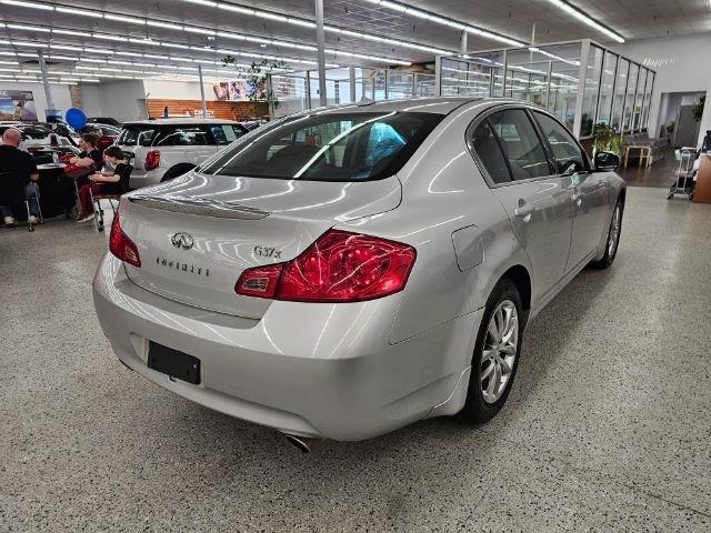 Infiniti G37 Sedan 4dr x AWD 2009