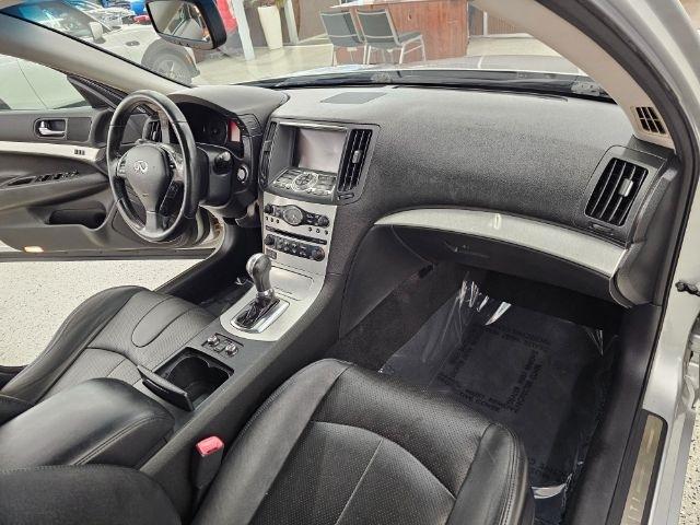 Infiniti G37 Sedan 4dr x AWD 2009