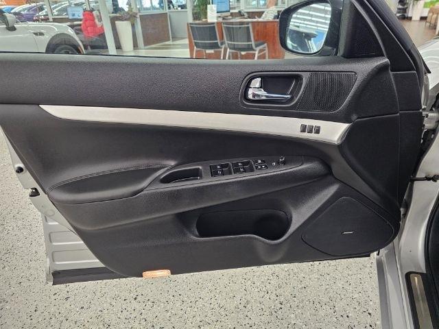 Infiniti G37 Sedan 4dr x AWD 2009