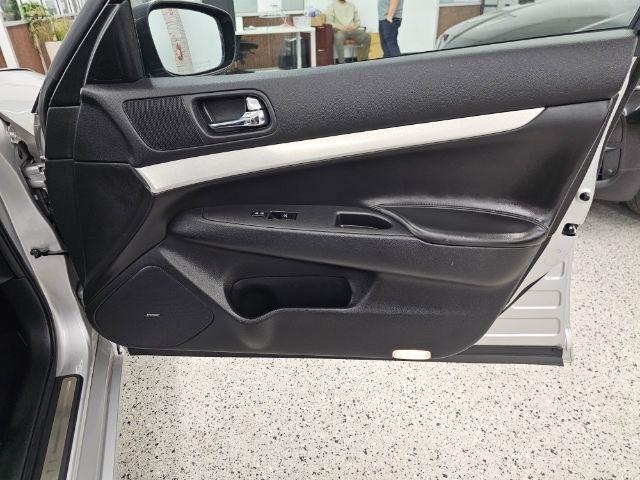 Infiniti G37 Sedan 4dr x AWD 2009