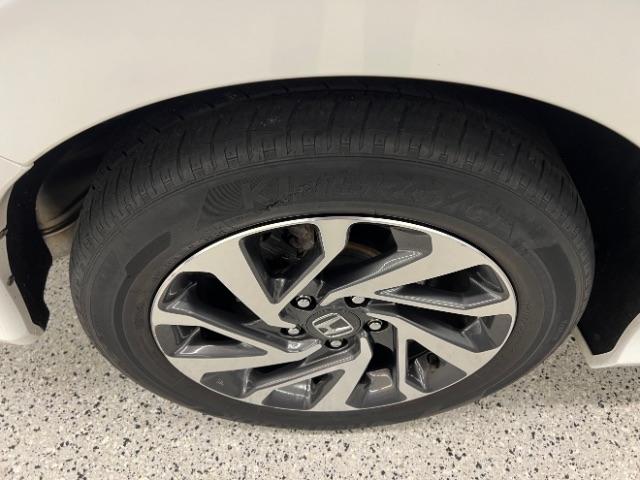 Honda Civic Sedan 4dr CVT EX w/Honda Sensing 2016