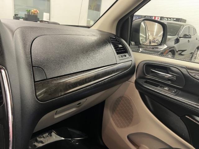 Dodge Grand Caravan 4dr Wgn SXT 2016