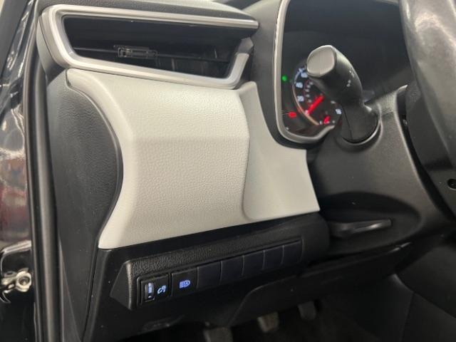 Toyota Corolla Hatchback XSE Manual (Natl) 2020