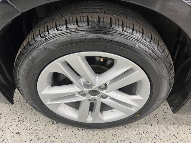 Toyota Corolla Hatchback XSE Manual (Natl) 2020