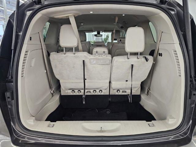 Chrysler Pacifica Touring-L FWD 2017