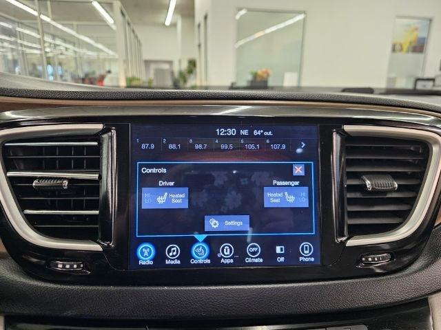 Chrysler Pacifica Touring-L FWD 2017