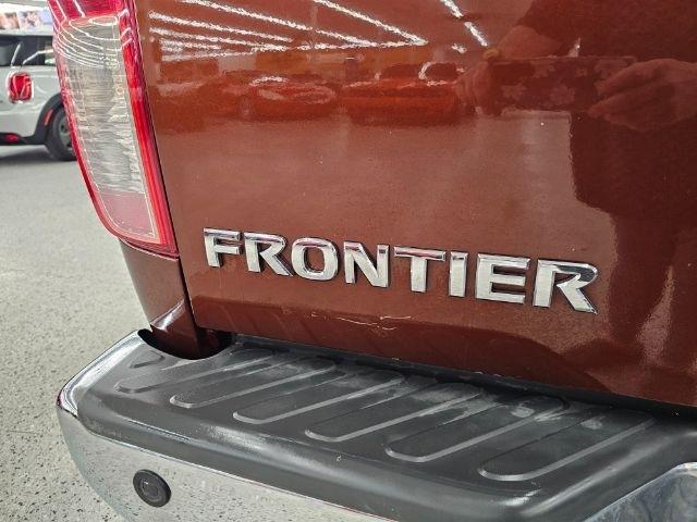 Nissan Frontier 4WD King Cab Auto SV 2016