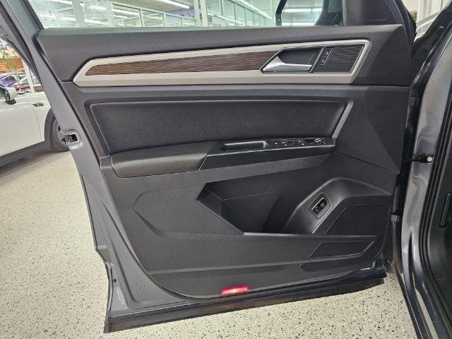 Volkswagen Atlas 3.6L V6 SE w/Technology 4MOTION 2019