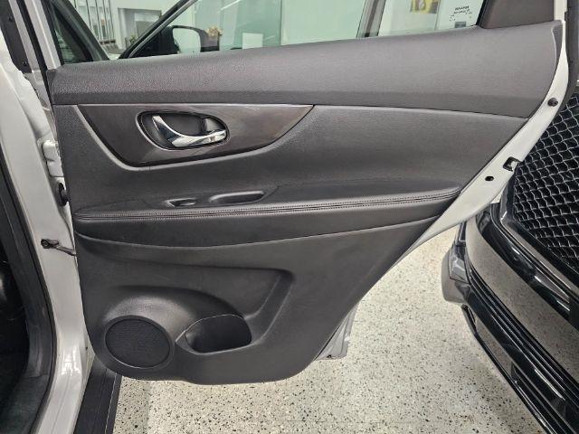 Nissan Rogue FWD SV 2020