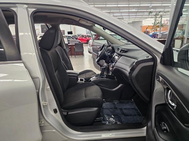 Nissan Rogue FWD SV 2020