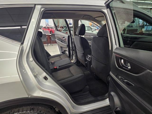 Nissan Rogue FWD SV 2020