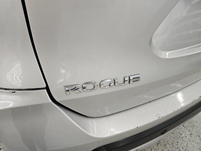 Nissan Rogue FWD SV 2020