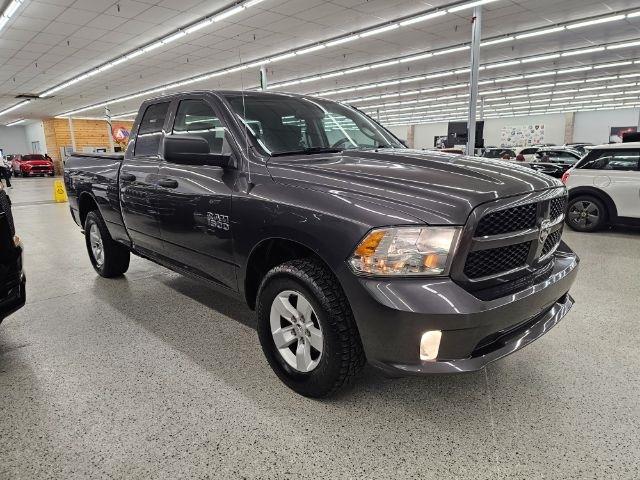 RAM 1500 Express 4x4 Quad Cab 6'4" Box 2018