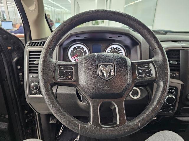 RAM 1500 Express 4x4 Quad Cab 6'4" Box 2018