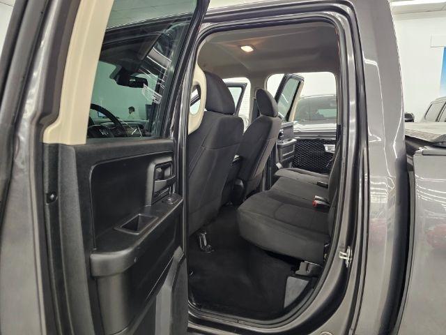 RAM 1500 Express 4x4 Quad Cab 6'4" Box 2018