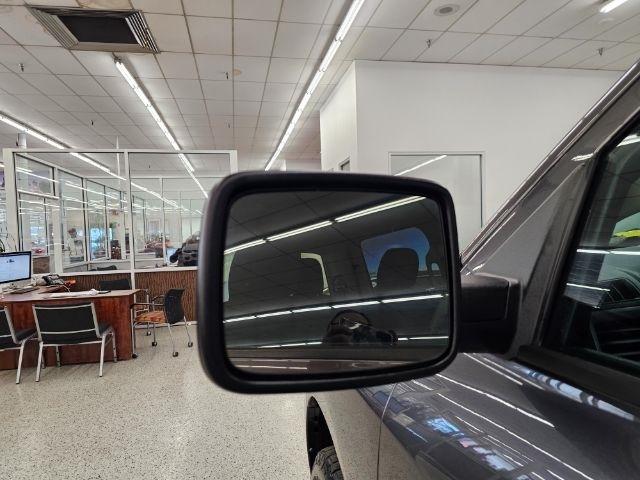 RAM 1500 Express 4x4 Quad Cab 6'4" Box 2018