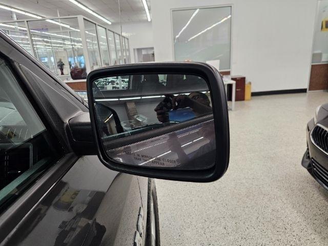 RAM 1500 Express 4x4 Quad Cab 6'4" Box 2018