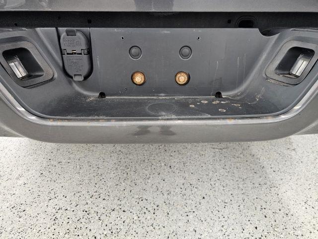 RAM 1500 Express 4x4 Quad Cab 6'4" Box 2018