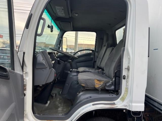 Isuzu NPR HD DSL REG AT 109" WB RED CAB IBT AIR PWL 2014