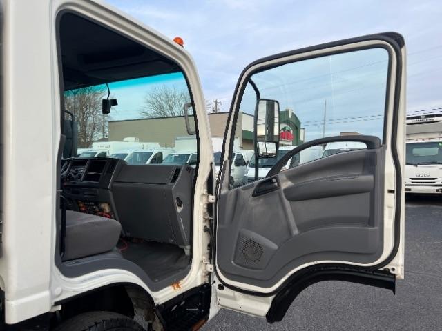 Isuzu NPR HD DSL REG AT 109" WB RED CAB IBT AIR PWL 2014