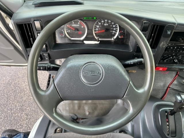 Isuzu NPR HD DSL REG AT 109" WB RED CAB IBT AIR PWL 2014