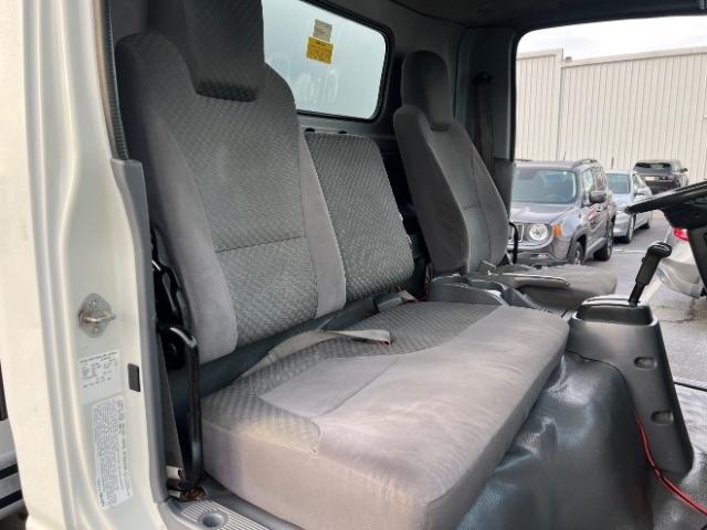 Isuzu NPR HD DSL REG AT 109" WB RED CAB IBT AIR PWL 2014