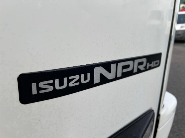 Isuzu NPR HD DSL REG AT 109" WB RED CAB IBT AIR PWL 2014