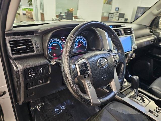 Toyota 4Runner 4WD 4dr V6 Trail Premium (Natl) 2015