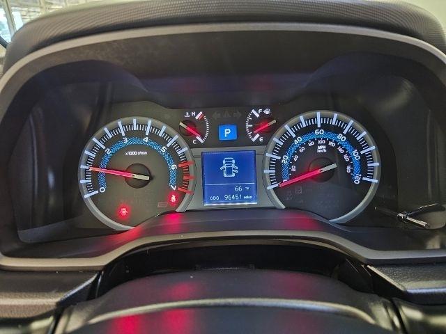 Toyota 4Runner 4WD 4dr V6 Trail Premium (Natl) 2015