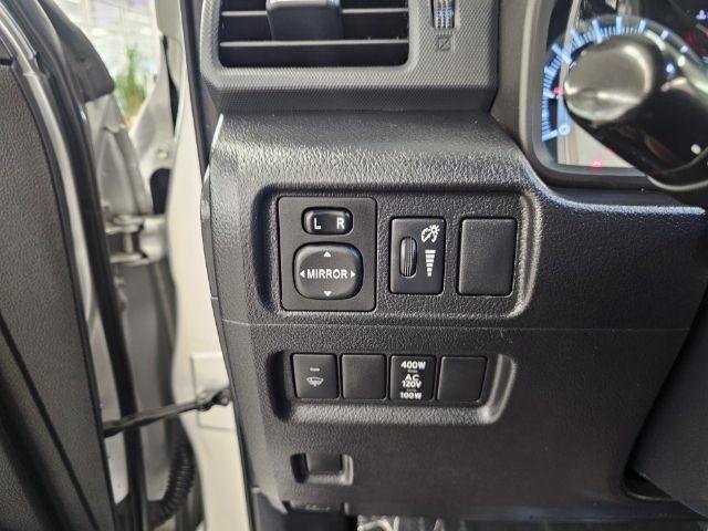 Toyota 4Runner 4WD 4dr V6 Trail Premium (Natl) 2015