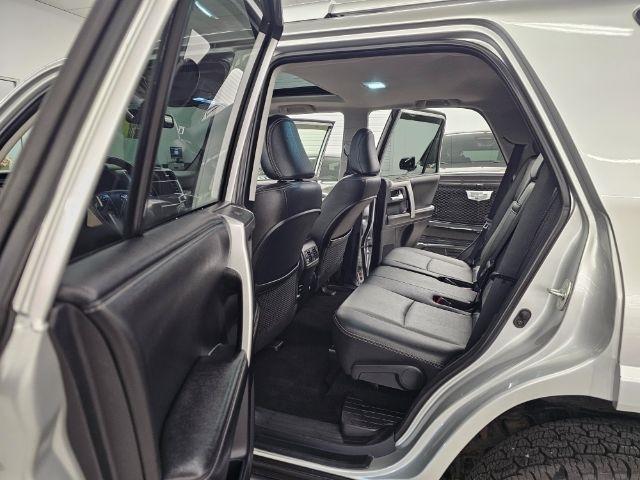 Toyota 4Runner 4WD 4dr V6 Trail Premium (Natl) 2015