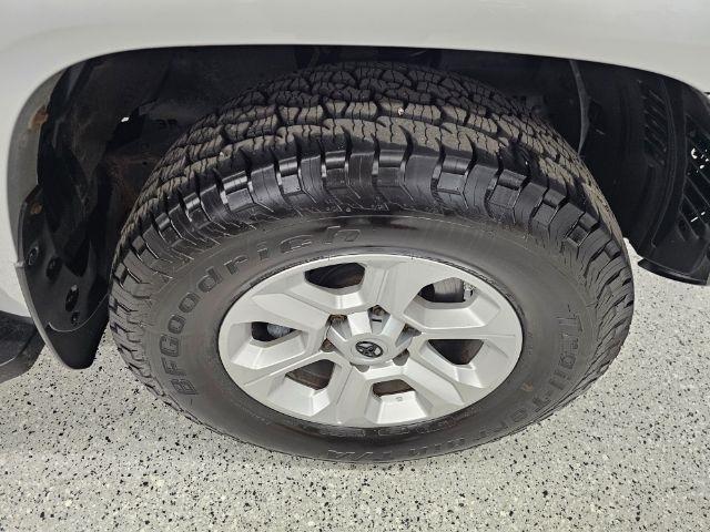 Toyota 4Runner 4WD 4dr V6 Trail Premium (Natl) 2015