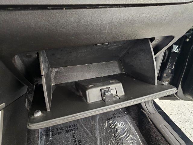 Ford Focus 4dr Sdn SE 2010