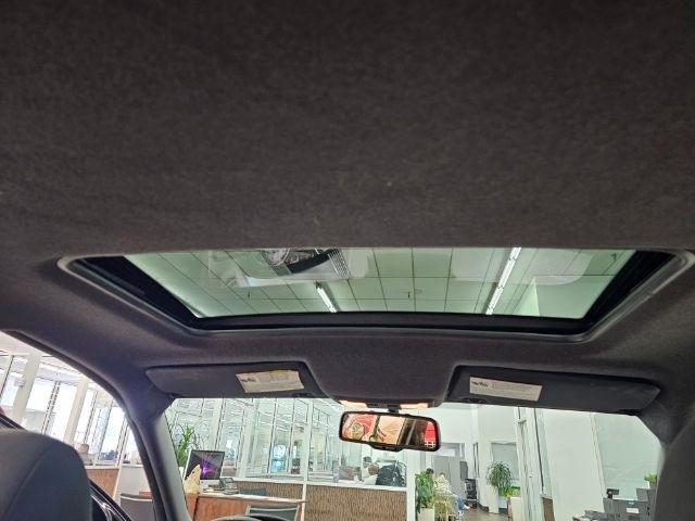 Ford Focus 4dr Sdn SE 2010